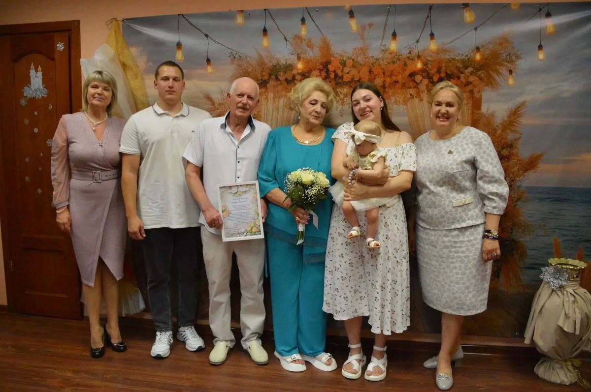 Золотая свадьба: 50 лет любви и верности! Золотая свадьба: 50 лет любви и верности!