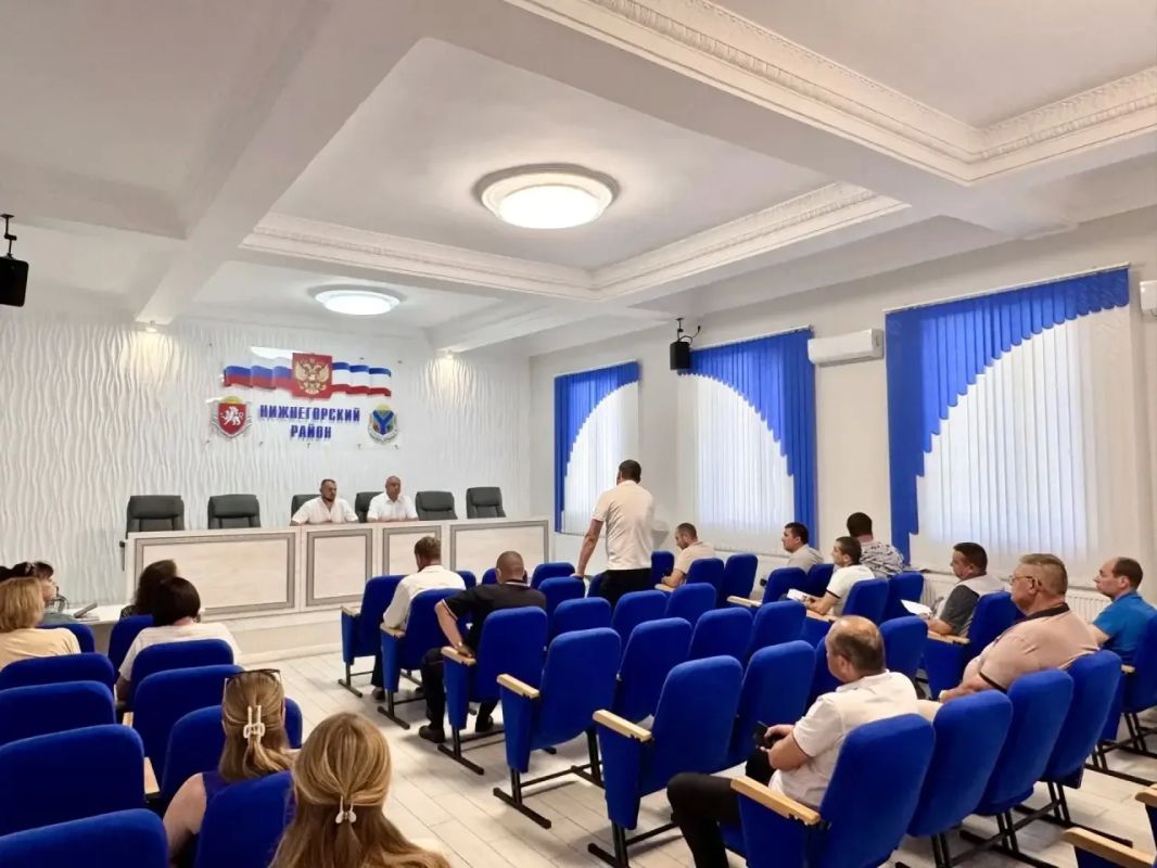 Антон Кравец: Совместно с председателем районного совета Дмитрием Мильгевским провели аппаратное совещание с руководителями предприятий и организаций района Антон Кравец: Совместно с председателем районного совета Дмитрием Мильгевским провели аппаратное совещание с руководителями предприятий и организаций района
