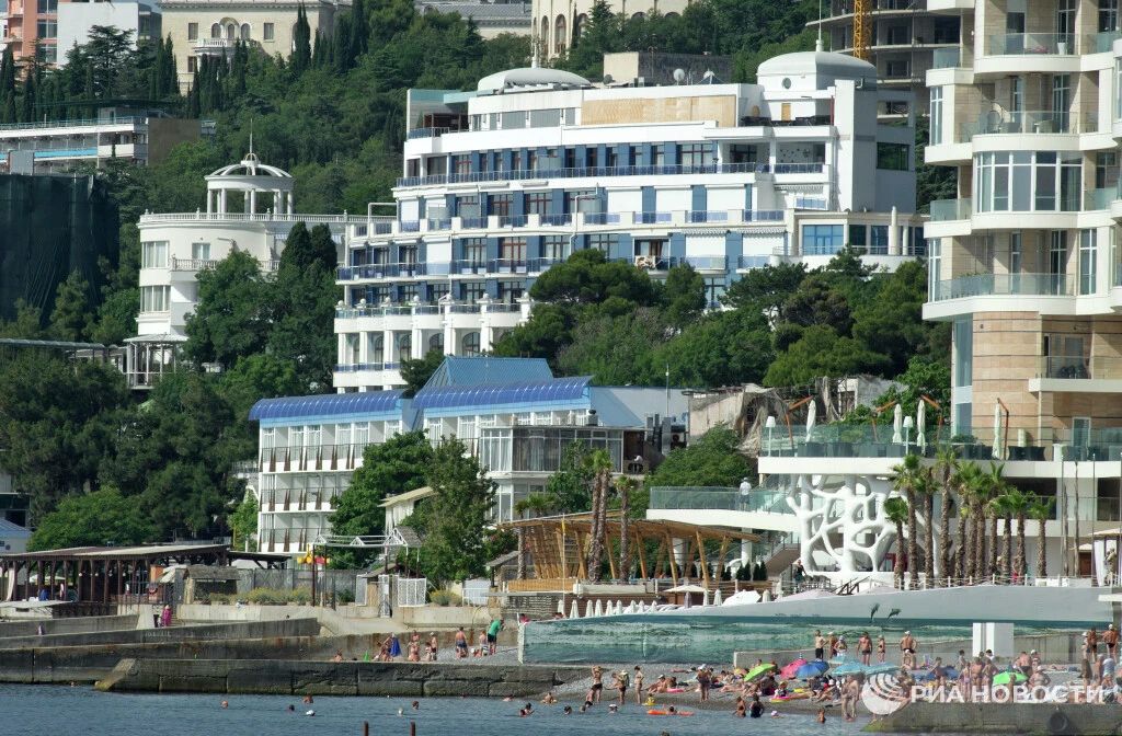 Власти разрабатывают меры поддержки для туротрасли Крыма
