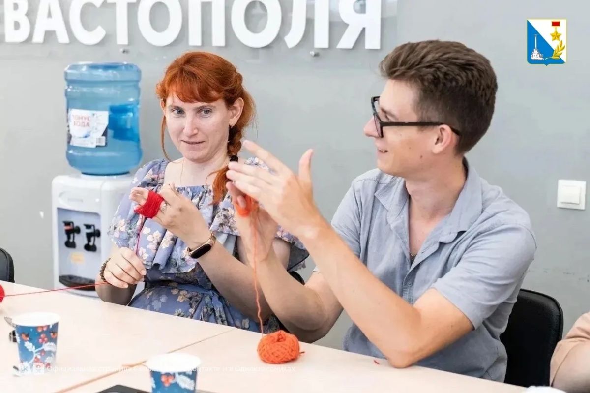 В молодёжном центре прошёл «Диалог с Героем» В молодёжном центре прошёл «Диалог с Героем»