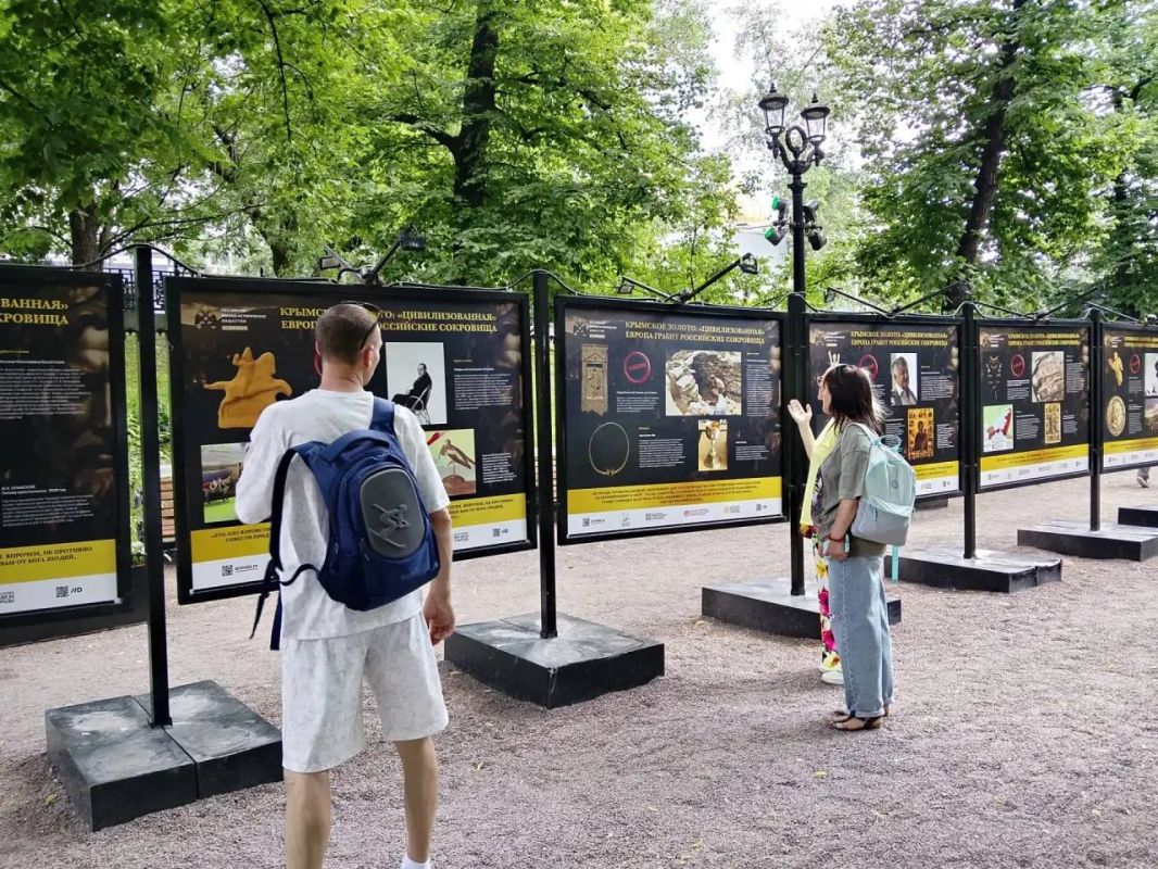 Сегодня, 1 июля 2026 года, в Москве на Гоголевском бульваре состоялось открытие выставки Российского военно-исторического общества «Крымское золото: «цивилизованная» Европа грабит российские сокровища» Сегодня, 1 июля 2026 года, в Москве на Гоголевском бульваре состоялось открытие выставки Российского военно-исторического общества «Крымское золото: «цивилизованная» Европа грабит российские сокровища»