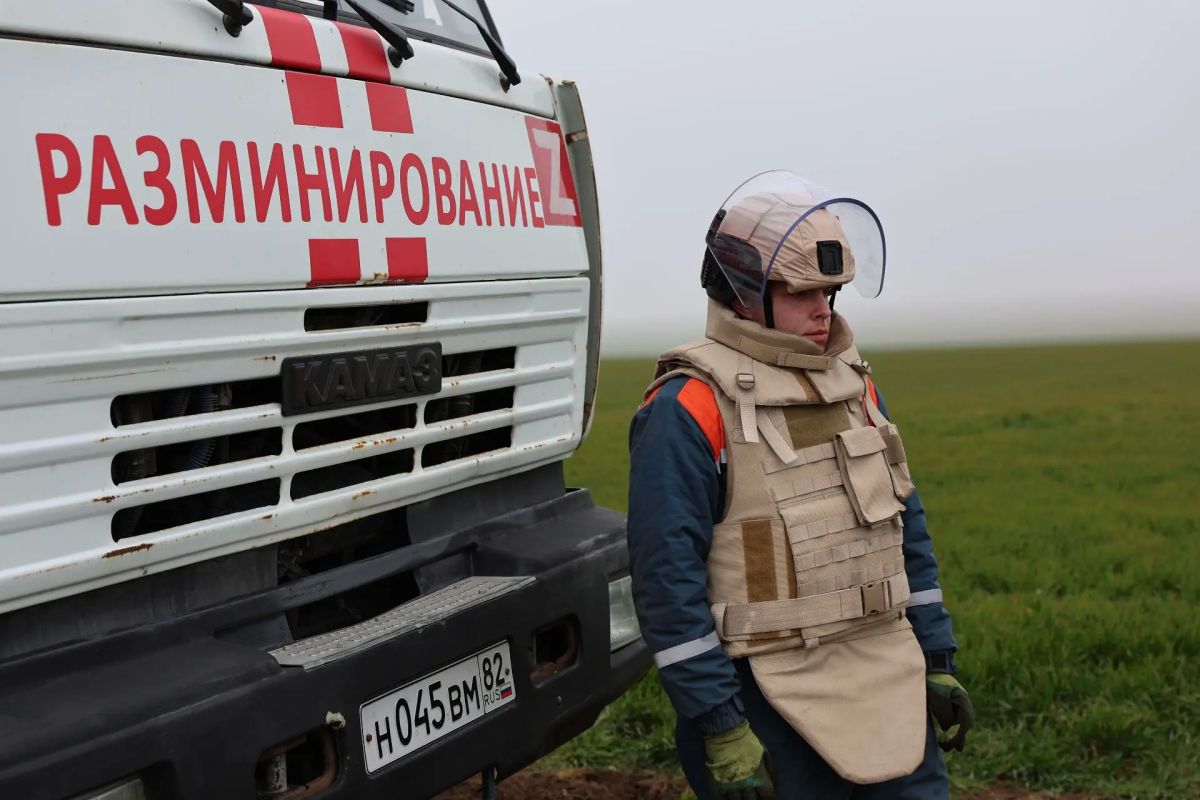 816 взрывоопасных предметов было обезврежено с начала года 816 взрывоопасных предметов было обезврежено с начала года