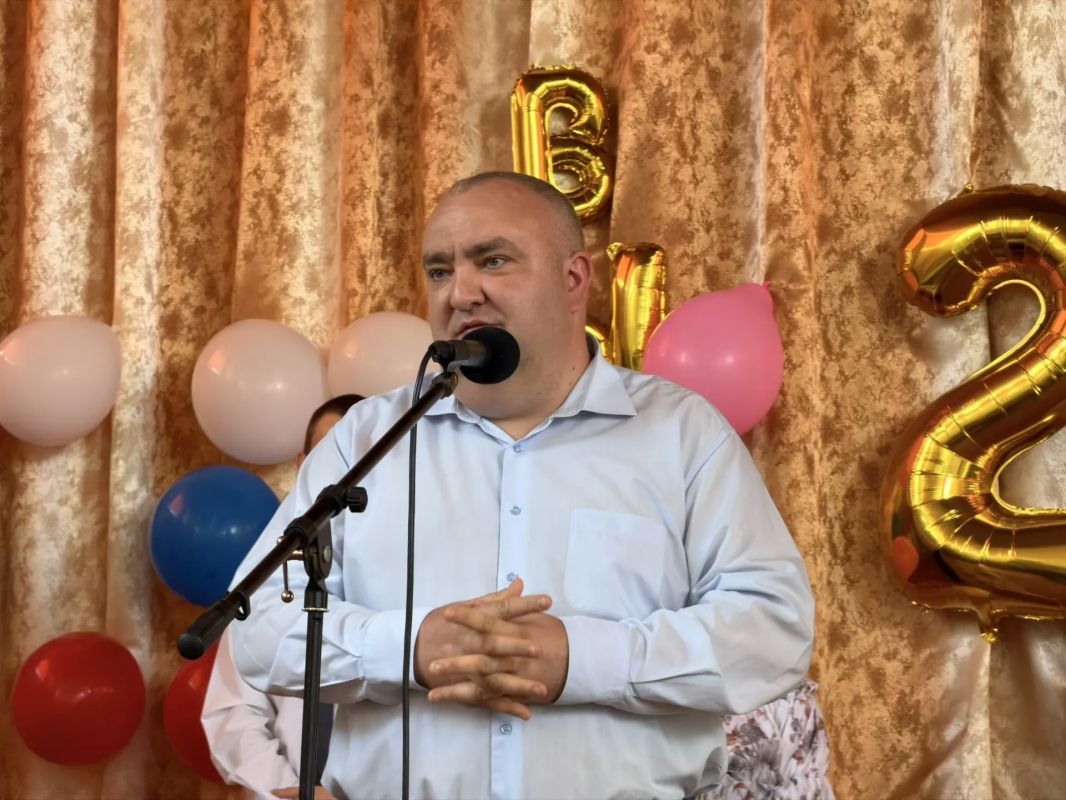 В Советском районе прошло торжественное вручение дипломов выпускникам Прудовского аграрного техникума В Советском районе прошло торжественное вручение дипломов выпускникам Прудовского аграрного техникума