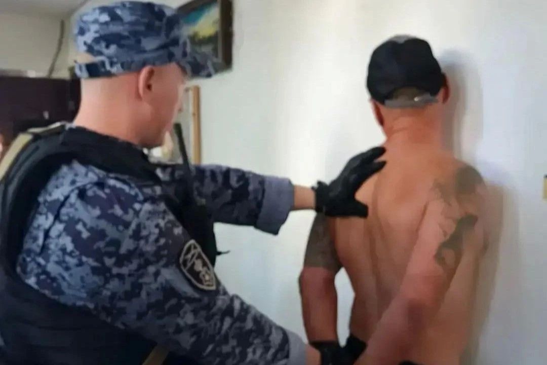 В Севастополе росгвардейцы задержали вора-рецидивиста