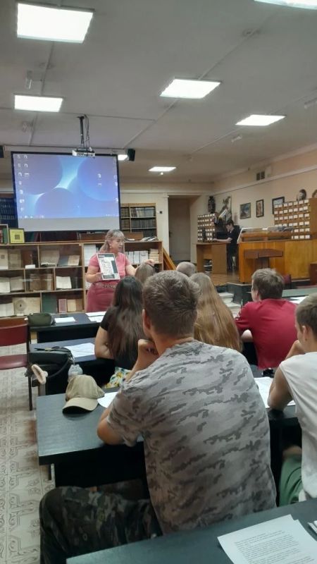 Практика студентов исторического факультета КФУ им. В.И. Вернадского в Центральном музее Тавриды Практика студентов исторического факультета КФУ им. В.И. Вернадского в Центральном музее Тавриды