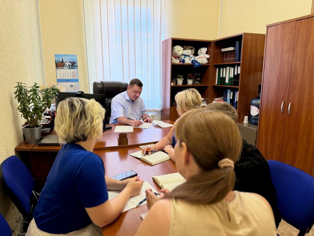 Юрий Нестеренко: В муниципалитетах округа продолжаем системную работу в рамках Года местных отделений, объявленного «Единой Россией» Юрий Нестеренко: В муниципалитетах округа продолжаем системную работу в рамках Года местных отделений, объявленного «Единой Россией»