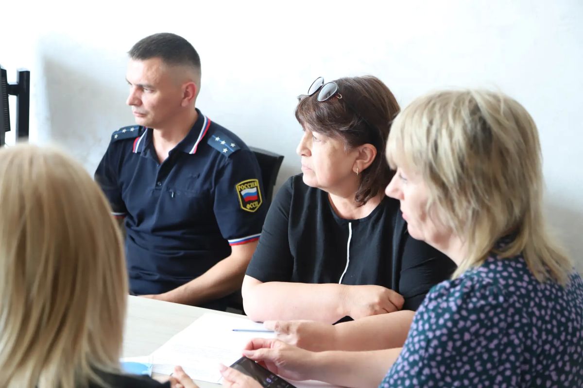 Под руководством главы администрации Анжелики Ястребовой состоялось заседание рабочей группы Межведомственной комиссии Республики Крым по противодействию формированию просроченной задолженности в Бахчисарайском районе Под руководством главы администрации Анжелики Ястребовой состоялось заседание рабочей группы Межведомственной комиссии Республики Крым по противодействию формированию просроченной задолженности в Бахчисарайском районе