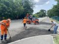 Иван Кошель: На улице Кирова дорожники проводят отсыпку и уплотнение съездов