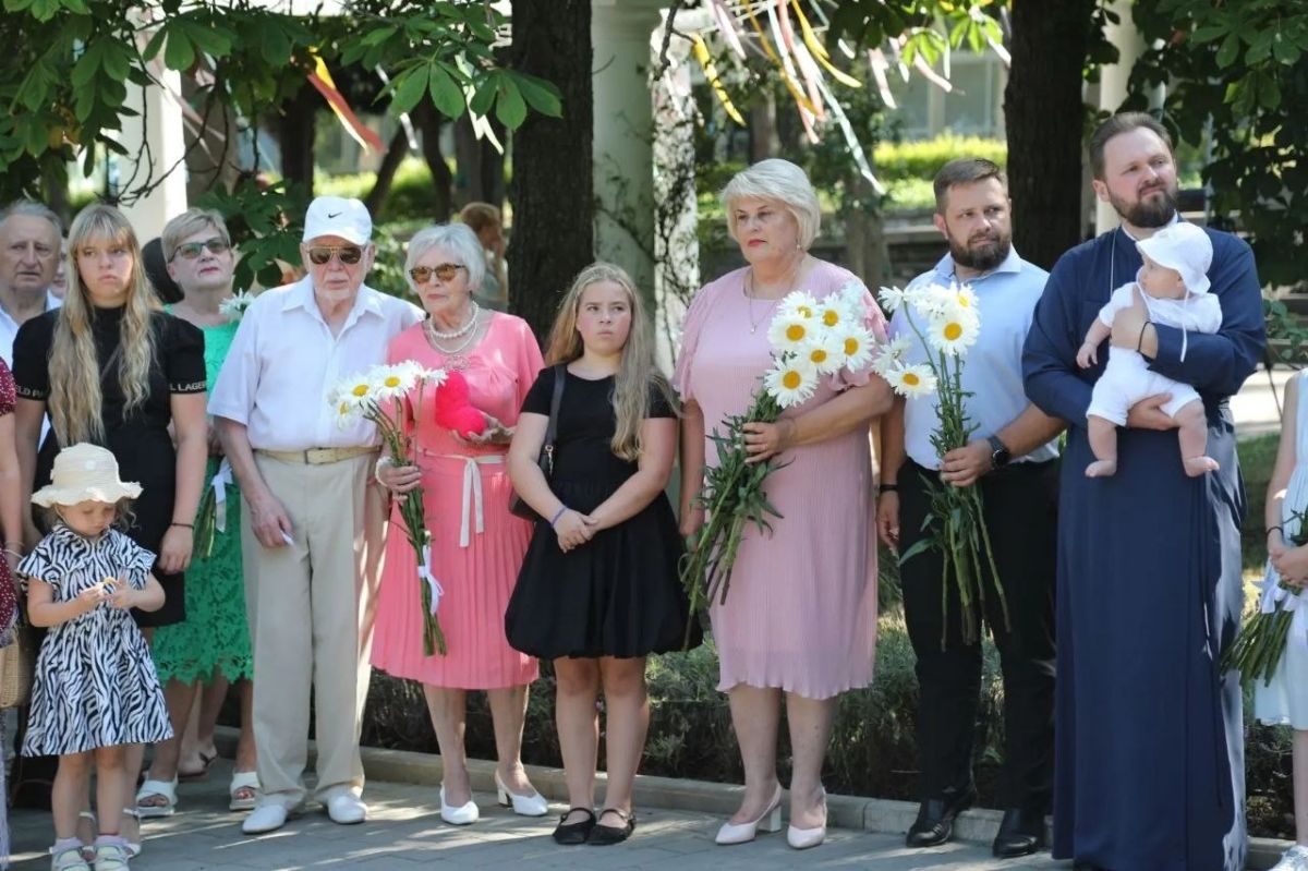 Галина Огнёва: День семьи, любви и верности в Алуште: праздник, согревающий сердца! Галина Огнёва: День семьи, любви и верности в Алуште: праздник, согревающий сердца!