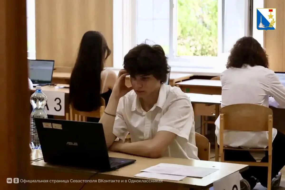 226 севастопольских выпускников решили пересдать ЕГЭ в дополнительные дни 226 севастопольских выпускников решили пересдать ЕГЭ в дополнительные дни