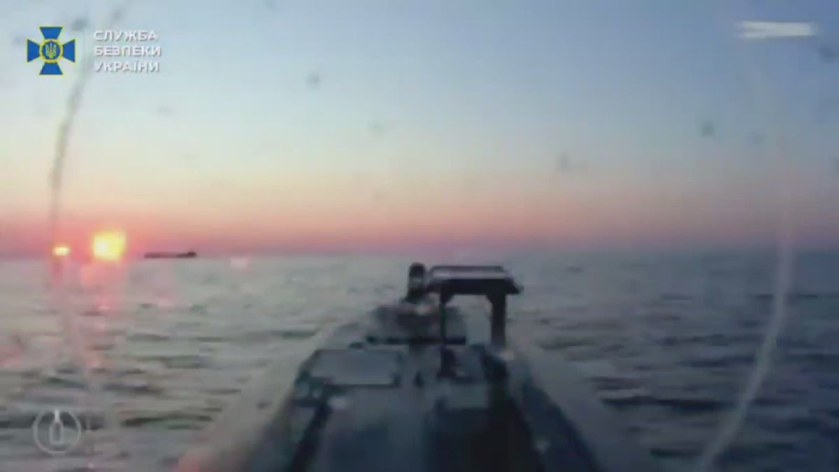 Видео удара украинского БЭК Sea Baby по танкеру BLUE под флагом Камеруна возле Крыма