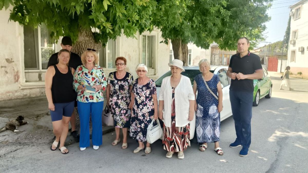 Эммилия Леонова: Провела встречу с жителями частного сектора по ул. Рыбацкой Эммилия Леонова: Провела встречу с жителями частного сектора по ул. Рыбацкой