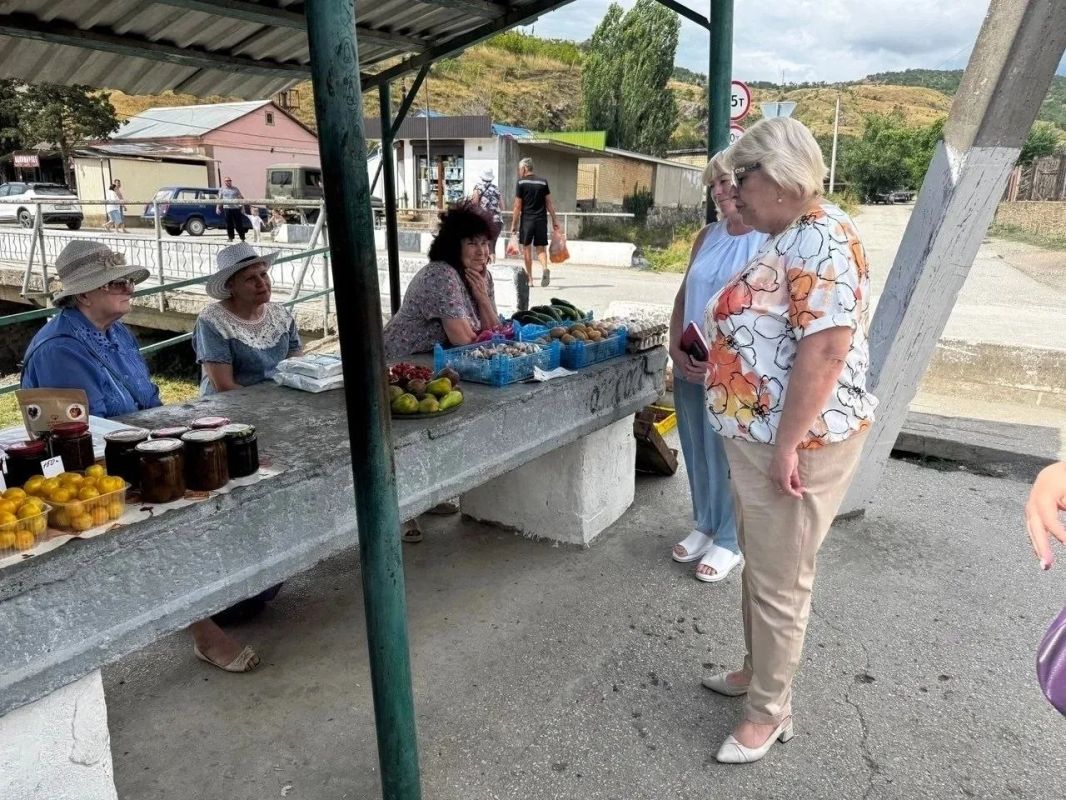 Галина Огнёва: Сегодня с рабочим визитом посетила село Приветное — самую отдалённую часть нашего округа