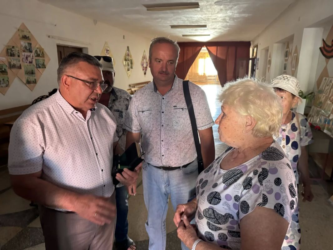 Встреча с жителями Новосельского Встреча с жителями Новосельского