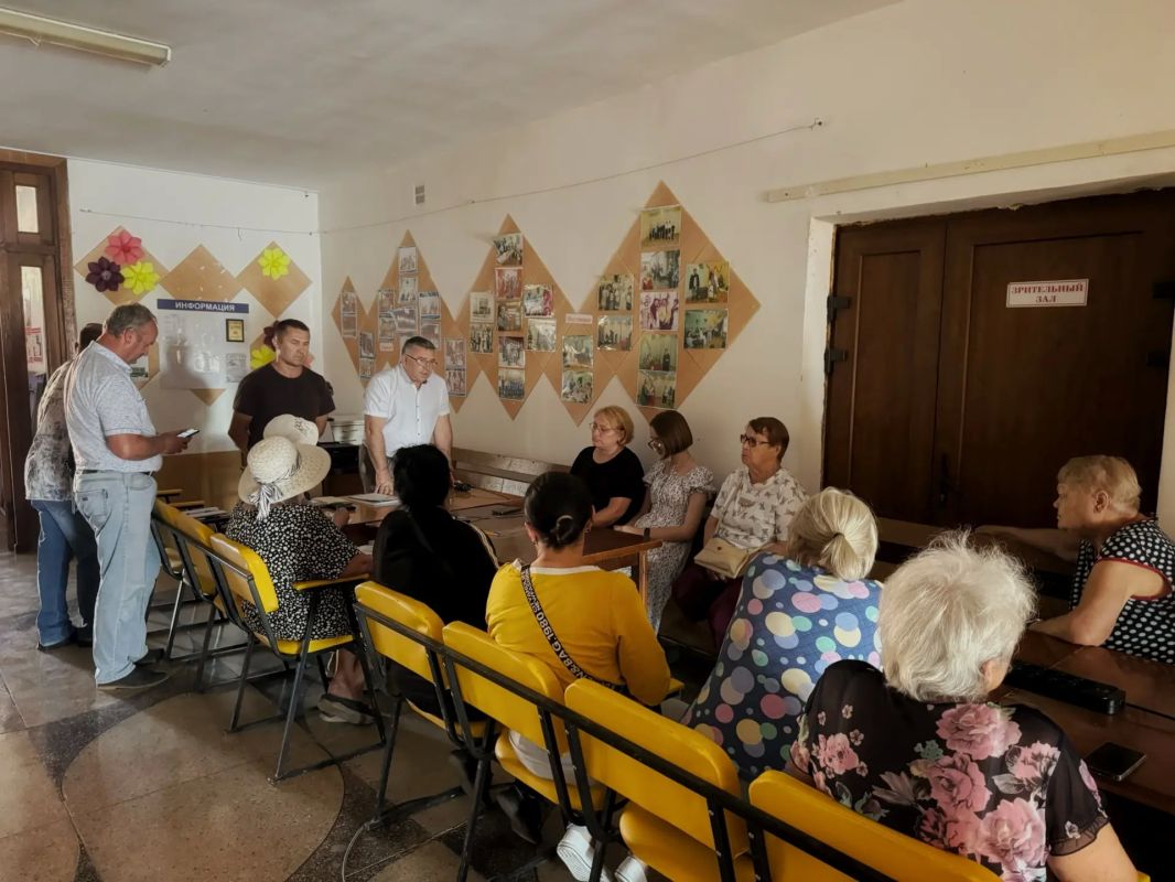 Встреча с жителями Новосельского Встреча с жителями Новосельского