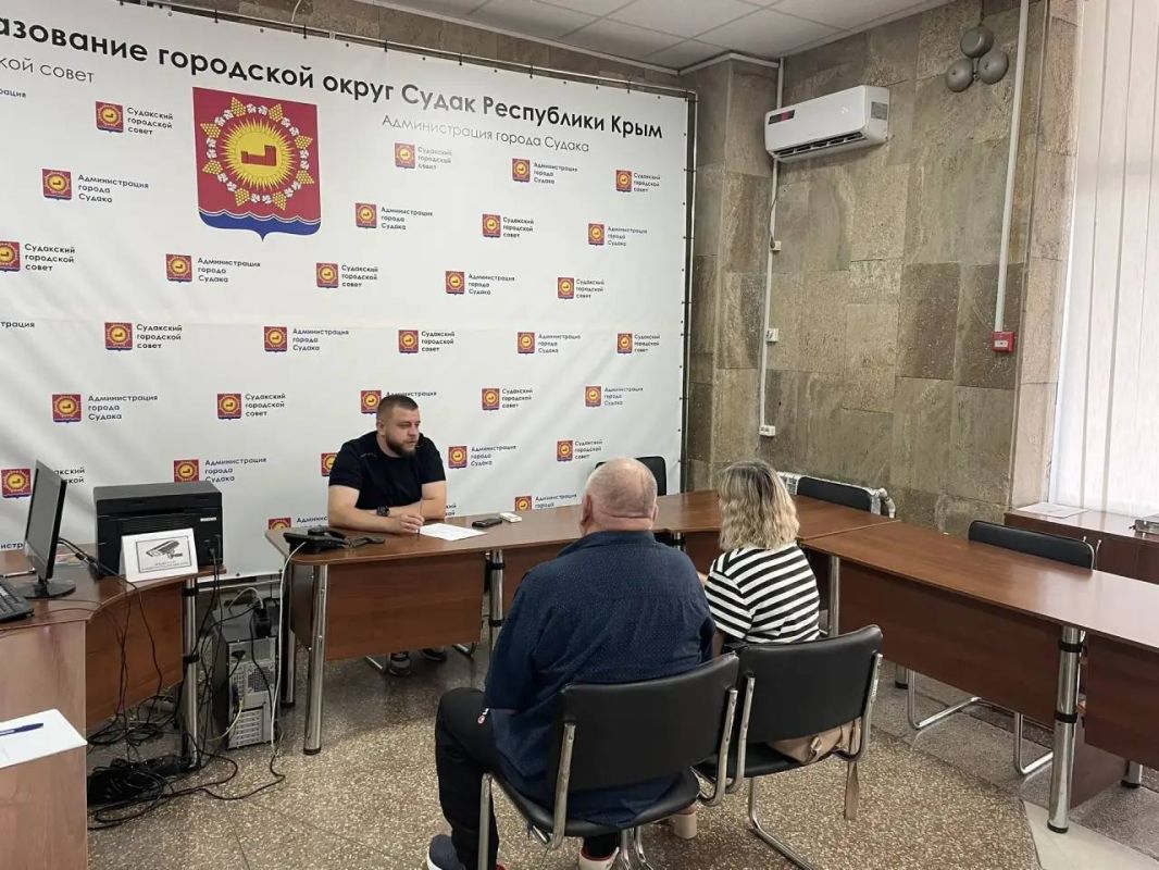 Кирилл Чебышев: Сегодня провел традиционный пятничный прием граждан Кирилл Чебышев: Сегодня провел традиционный пятничный прием граждан