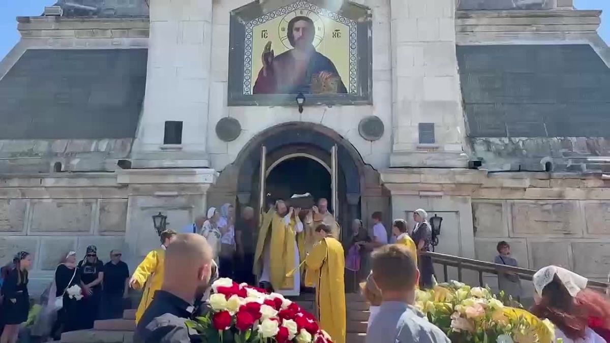 В Севастополе простились с настоятелем Свято-Никольского храма-памятника Георгием Поляковым