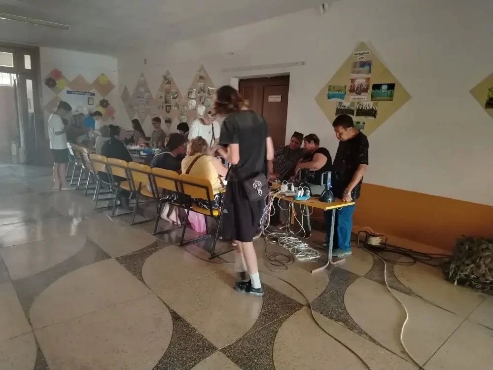Депутат Госдумы Леонид Бабашов направил более 4100 пятилитровых баклашек питьевой воды в Черноморский район Депутат Госдумы Леонид Бабашов направил более 4100 пятилитровых баклашек питьевой воды в Черноморский район