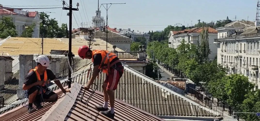 Михаил Развожаев: Продолжаем капитальный ремонт многоквартирных домов в Севастополе