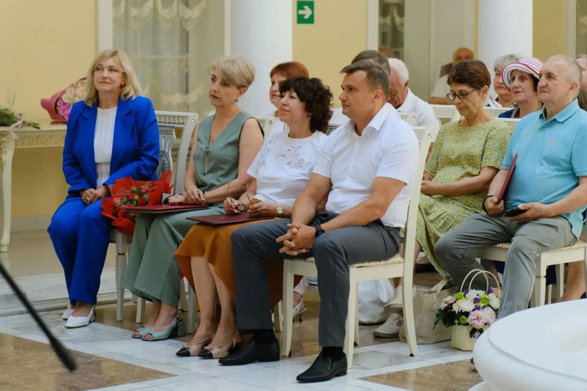 Ялтинскому архиву – 100 лет! Ялтинскому архиву – 100 лет!