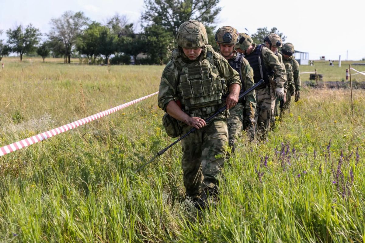 В Ростовской области определились лучшие группы разминирования Южного ордена Жукова округа войск национальной гвардии В Ростовской области определились лучшие группы разминирования Южного ордена Жукова округа войск национальной гвардии