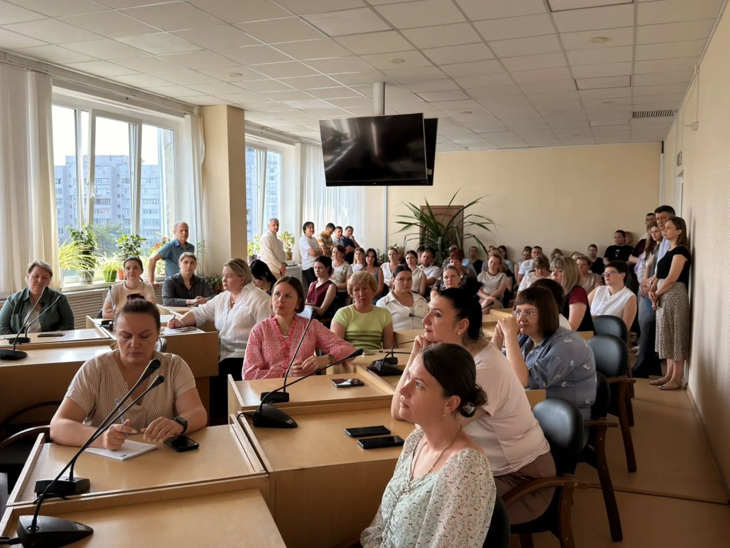 В Министерстве сельского хозяйства Республики Крым состоялось плановое собрание членов первичной профсоюзной организации В Министерстве сельского хозяйства Республики Крым состоялось плановое собрание членов первичной профсоюзной организации