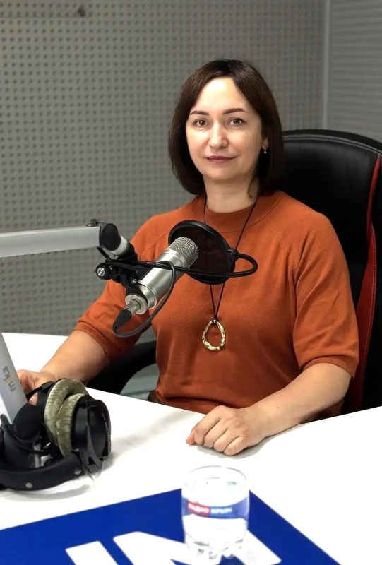 Министр имущественных и земельных отношений Республики Крым Лариса Кулинич приняла участие в программе «В фокусе» на «Радио «Крым», где рассказала о мерах поддержки организаций, индивидуальных предпринимателей, являющихся...