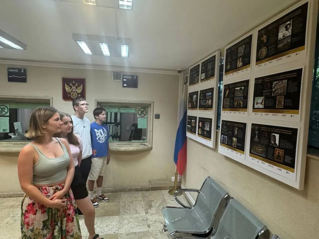 В Посольстве России в Мексике открылась выставка, посвященная украденному крымскому золоту В Посольстве России в Мексике открылась выставка, посвященная украденному крымскому золоту