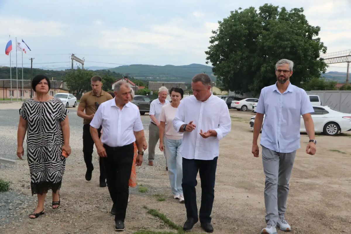 Председатель Государственного Совета Республики Крым Владимир Константинов совершил рабочую поездку в Бахчисарайский район