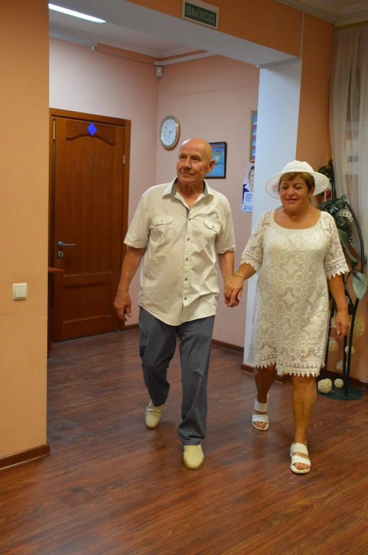 Полвека любви: в Ялтинском ЗАГСе чествовали «золотых» юбиляров Полвека любви: в Ялтинском ЗАГСе чествовали «золотых» юбиляров