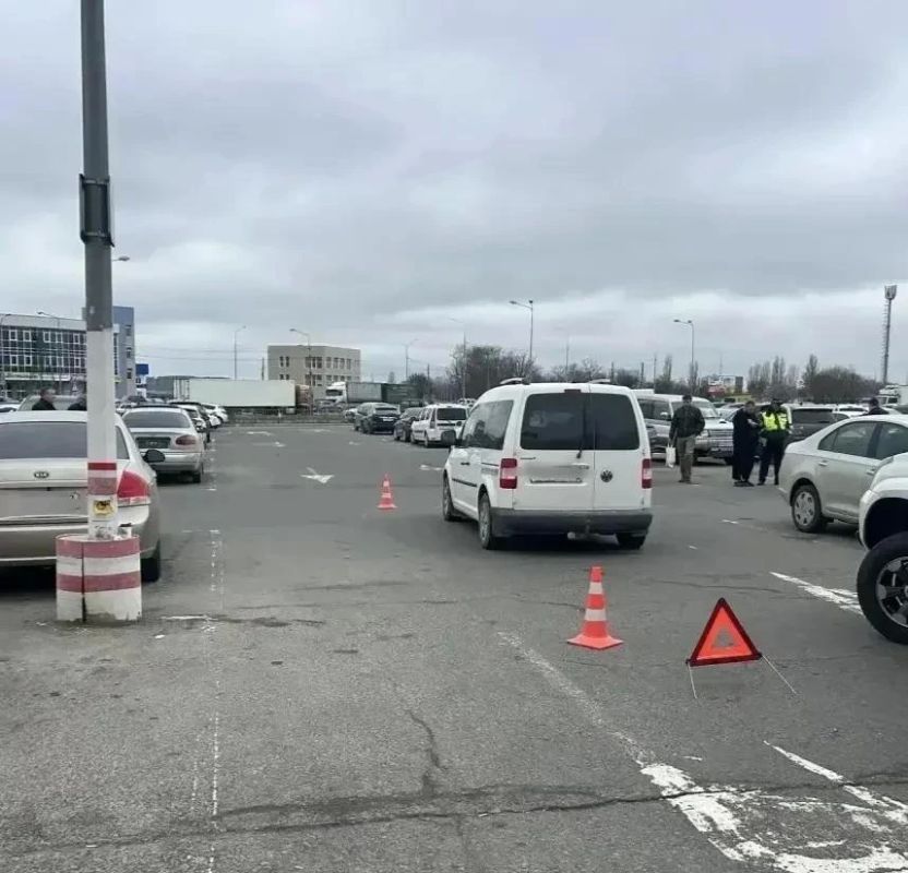 В Симферополе осудили водителя за ДТП у торгового центра, в котором пострадал мальчик