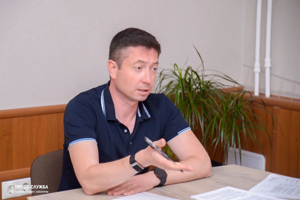 Антон Новиков провел прием граждан Антон Новиков провел прием граждан