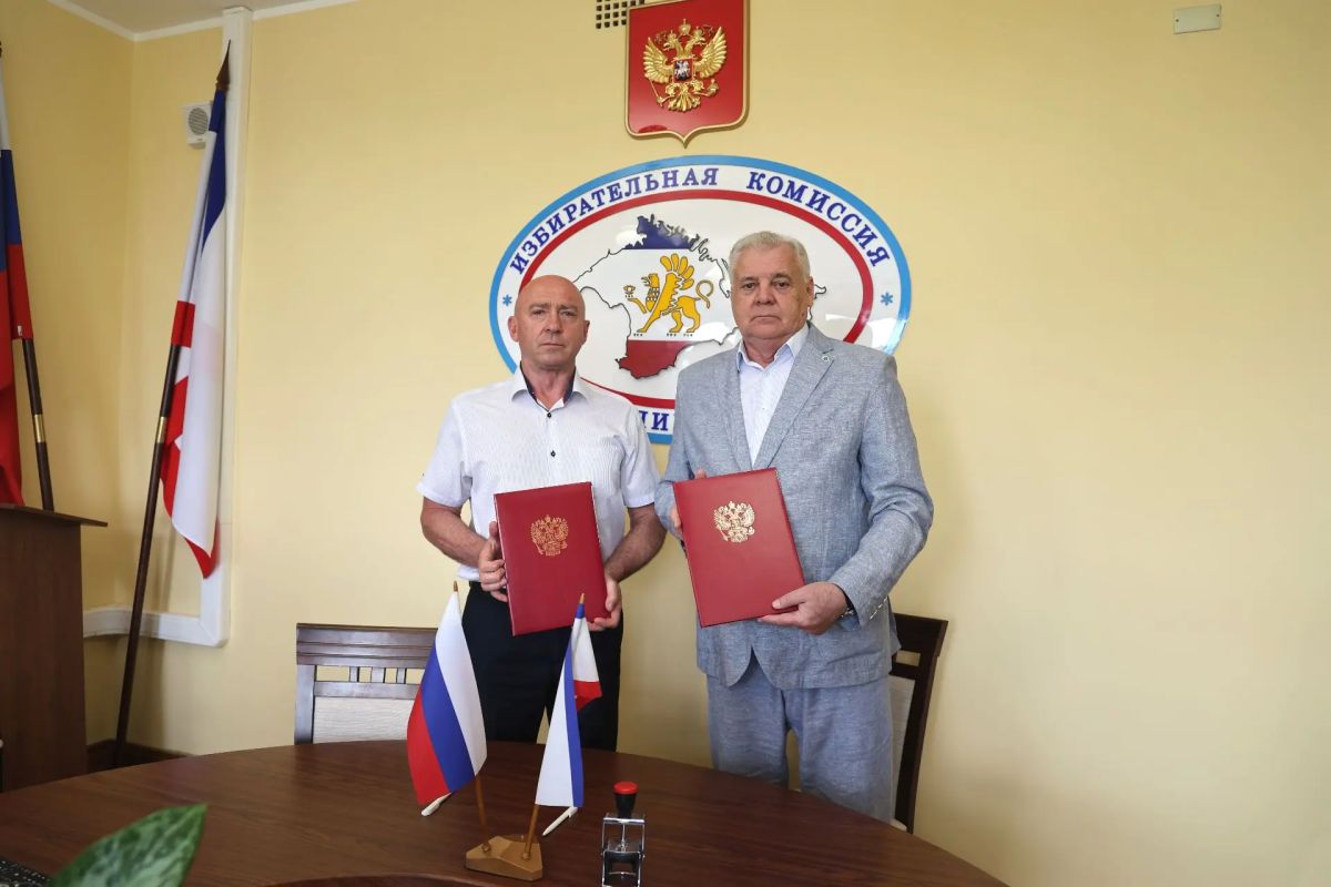 Избирательная комиссия Крыма и Уполномоченный по правам человека в Республике Крым заключили соглашение о сотрудничестве Избирательная комиссия Крыма и Уполномоченный по правам человека в Республике Крым заключили соглашение о сотрудничестве