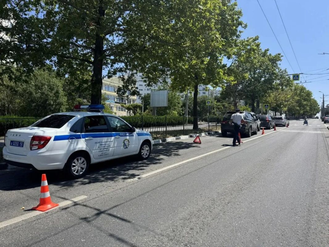 В Севастополе столкнулись четыре автомобиля