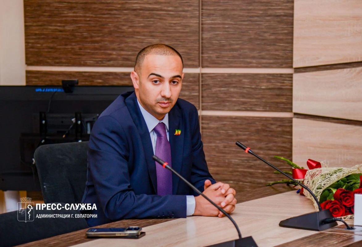 Виталий Оганесян назначен главой администрации города Евпатории Виталий Оганесян назначен главой администрации города Евпатории