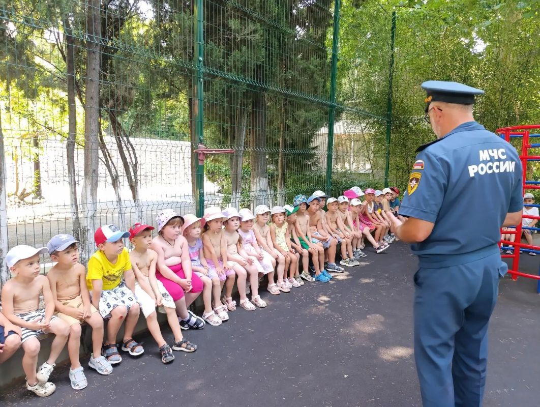 Акция "Мои безопасные каникулы" на побережье Акция "Мои безопасные каникулы" на побережье