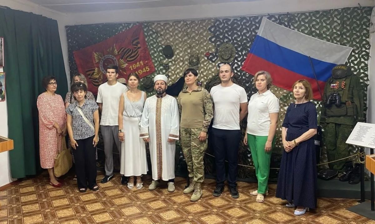 В Крымскотатарском музее открылась выставка «Защитники Отечества» В Крымскотатарском музее открылась выставка «Защитники Отечества»