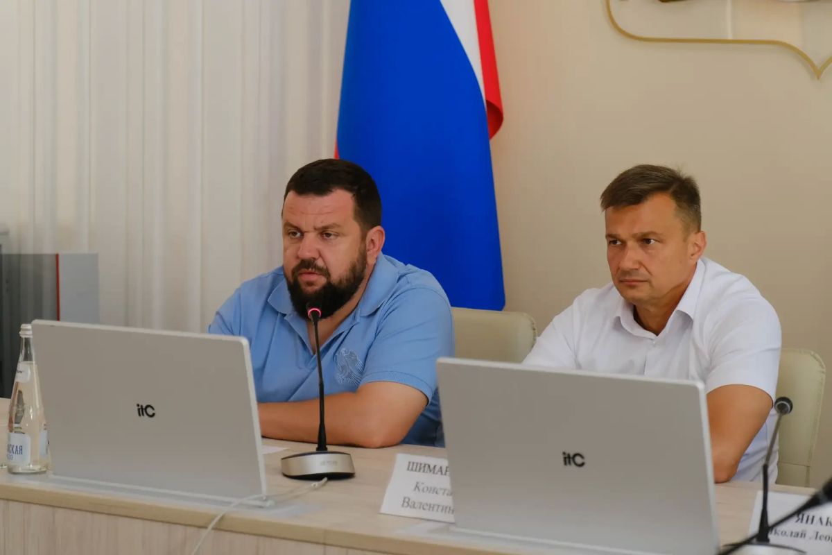 Завершилось очередное аппаратное совещание по оперативной обстановке в городе Завершилось очередное аппаратное совещание по оперативной обстановке в городе