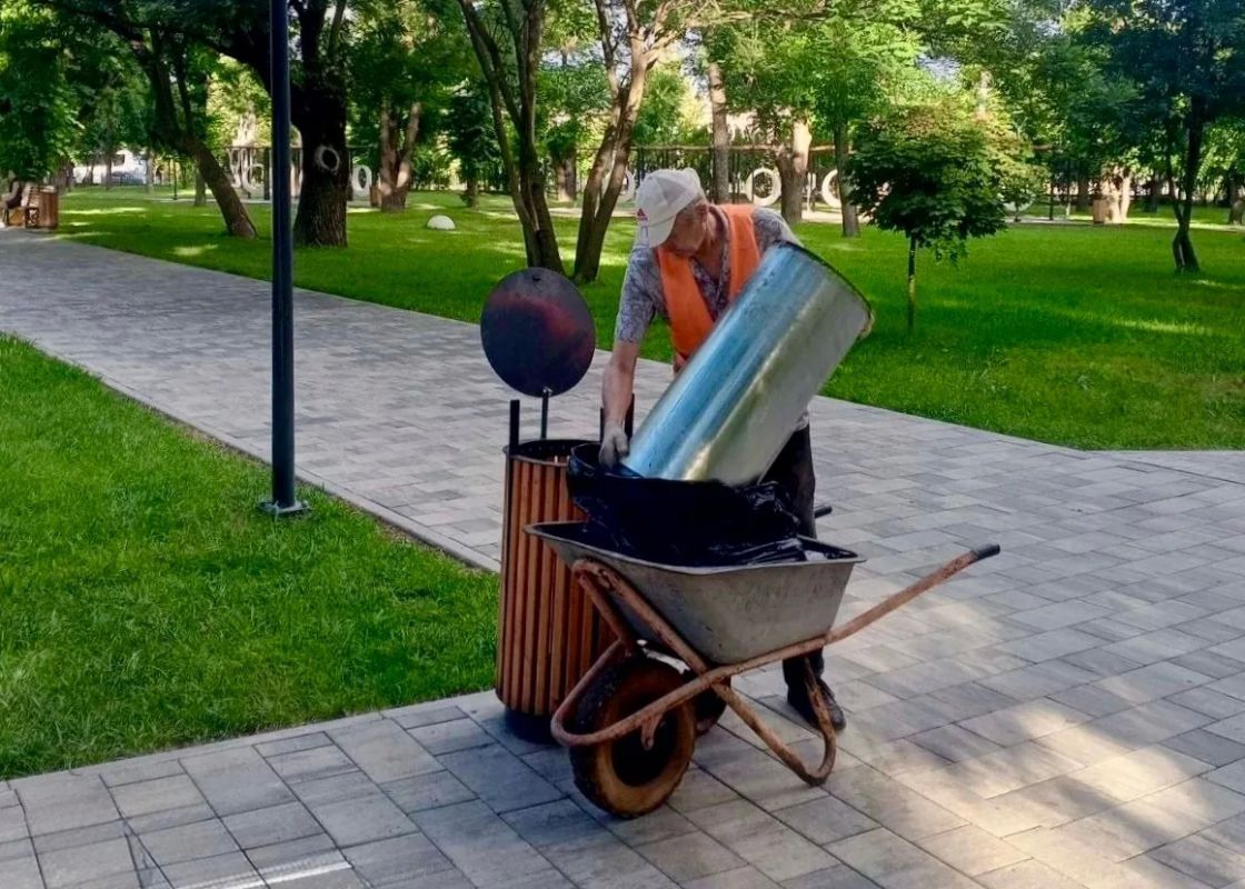 Чистота начинается с заботы: как «Парки столицы» создают уют Чистота начинается с заботы: как «Парки столицы» создают уют