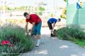 Участники губернаторских школьных трудовых отрядов ухаживают за стадионом 200-летия Севастополя