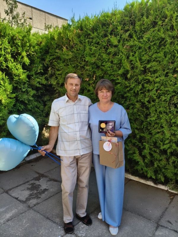 Начало июля на полуострове выдалось непростым, но, несмотря на внешние обстоятельства, в отделах ЗАГС этот период стал по-настоящему светлым и насыщенным Начало июля на полуострове выдалось непростым, но, несмотря на внешние обстоятельства, в отделах ЗАГС этот период стал по-настоящему светлым и насыщенным