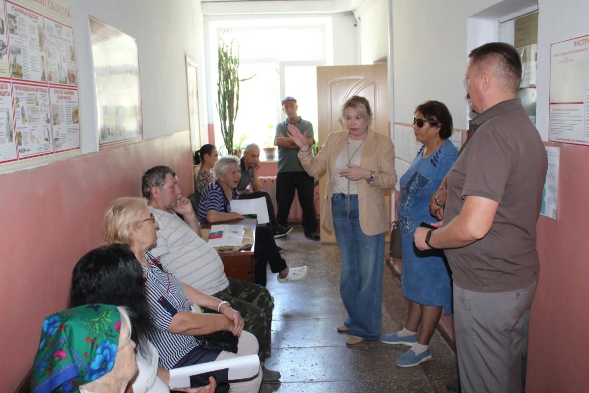 Янина Павленко: Выезд к коллегам в Белогорский район и отработка самых острых на сегодня вопросов Янина Павленко: Выезд к коллегам в Белогорский район и отработка самых острых на сегодня вопросов