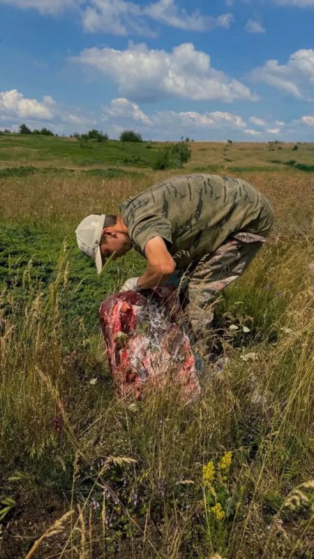 На Чатыр-Даге прошла подкормка краснокнижных птиц На Чатыр-Даге прошла подкормка краснокнижных птиц