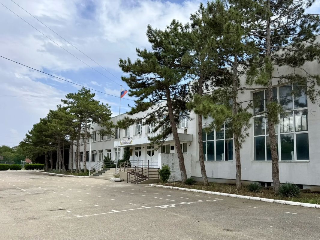 Продолжаю обход учреждений образования города