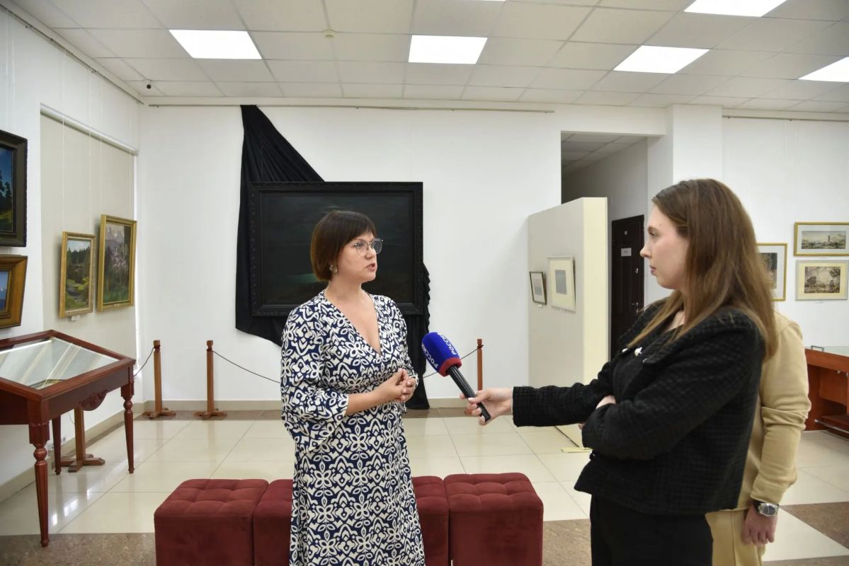 В Симферопольском художественном музее открылась выставка «Космос Куинджи»