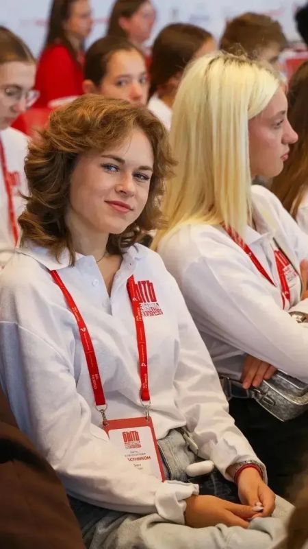 Крымчане в полуфинале конкурса «Быть, а не казаться» Крымчане в полуфинале конкурса «Быть, а не казаться»