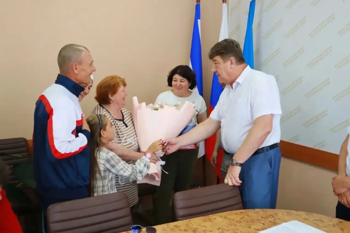 Даже в непростой период особенно важно не терять веру в лучшее Даже в непростой период особенно важно не терять веру в лучшее