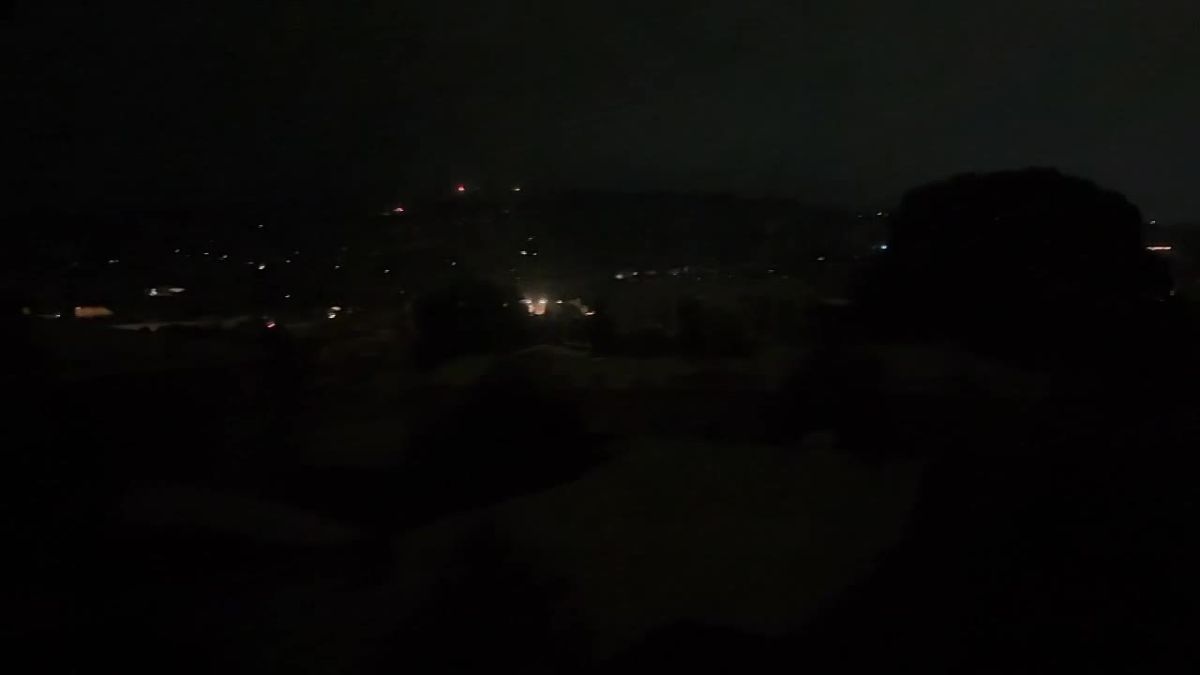 Новости к этому часу: Петербург подвергся атаке БПЛА. Удар пришелся по объектам гражданской инфраструктуры на Московском шоссе, сообщил губернатор. Также в результате попадания БПЛА обрушился склад птицефабрики «Северная» в...