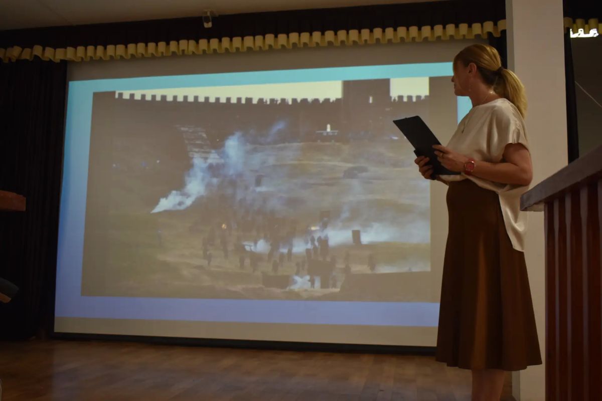 «Год дракона». Фестиваль юбилейных фильмов, снимавшихся в Судаке «Год дракона». Фестиваль юбилейных фильмов, снимавшихся в Судаке