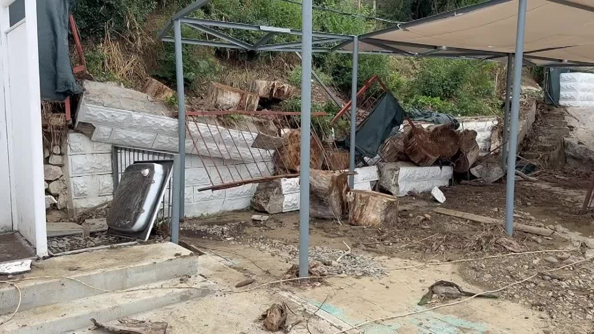 В Симеизе продолжают бороться с последствиями схода селя